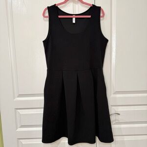 Nordstrom 24 Seven Black Sleeveless Dress